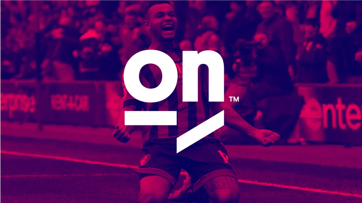The logo is stylized with a line underneath the 'o' and a diagonal slash.